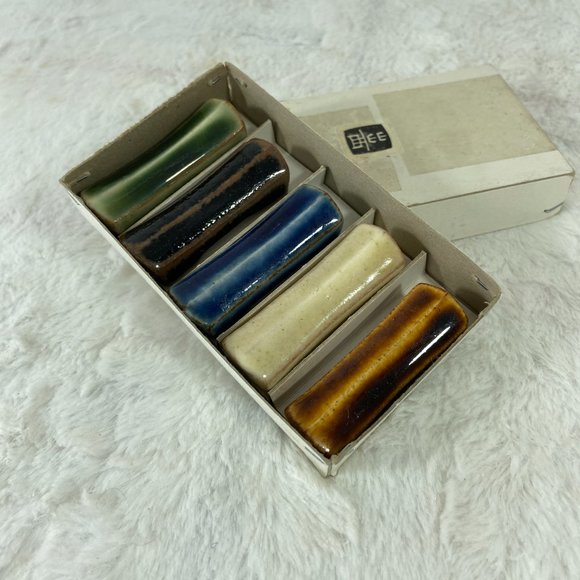 Vintage Ceramic Pottery Knife Rest Set of 5 Multi Color 1950's - Picture 2 of 10